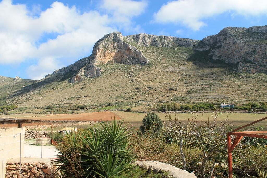 Case Canino Favignana Bagian luar foto