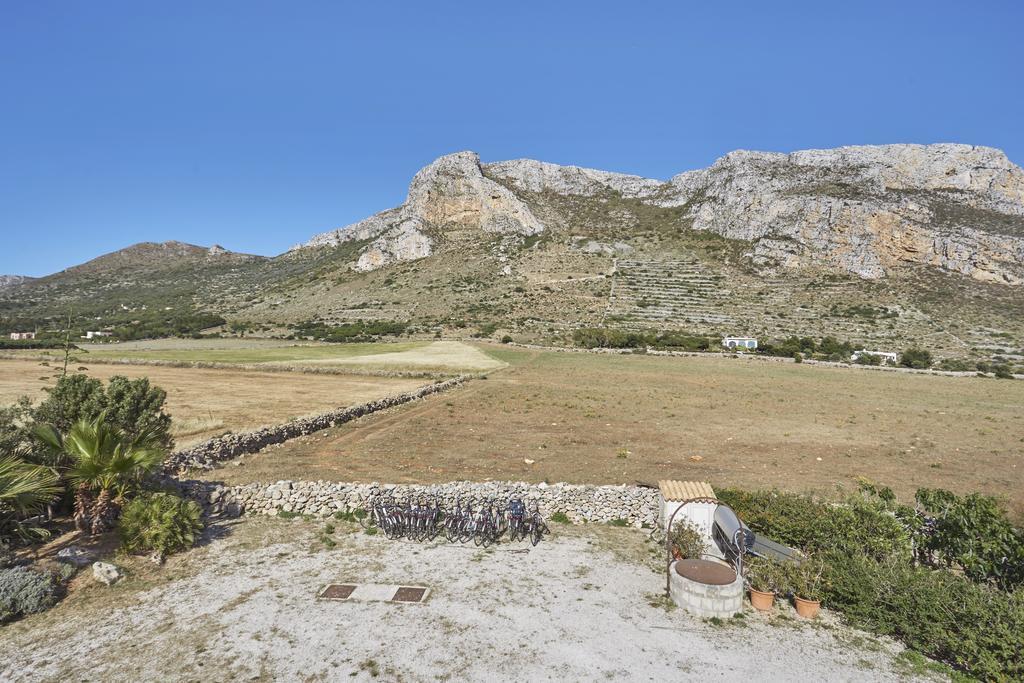 Case Canino Favignana Bagian luar foto
