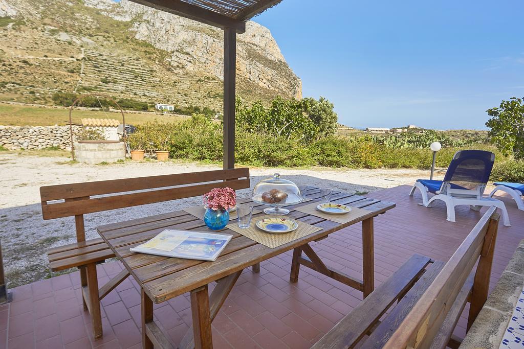 Case Canino Favignana Bagian luar foto