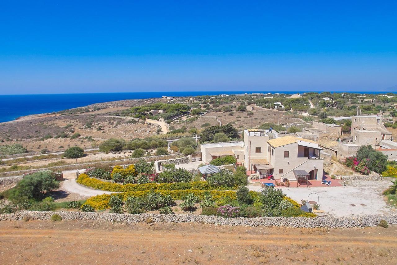 Case Canino Favignana Bagian luar foto