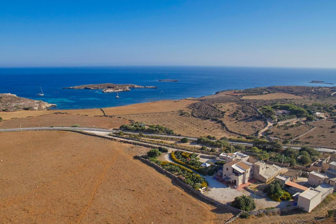 Case Canino Favignana Bagian luar foto